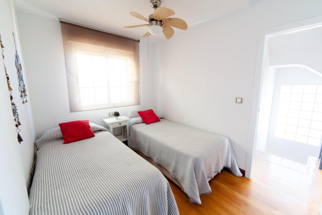 Merecido Descanso Sun Beach Torrevieja Bagian luar foto